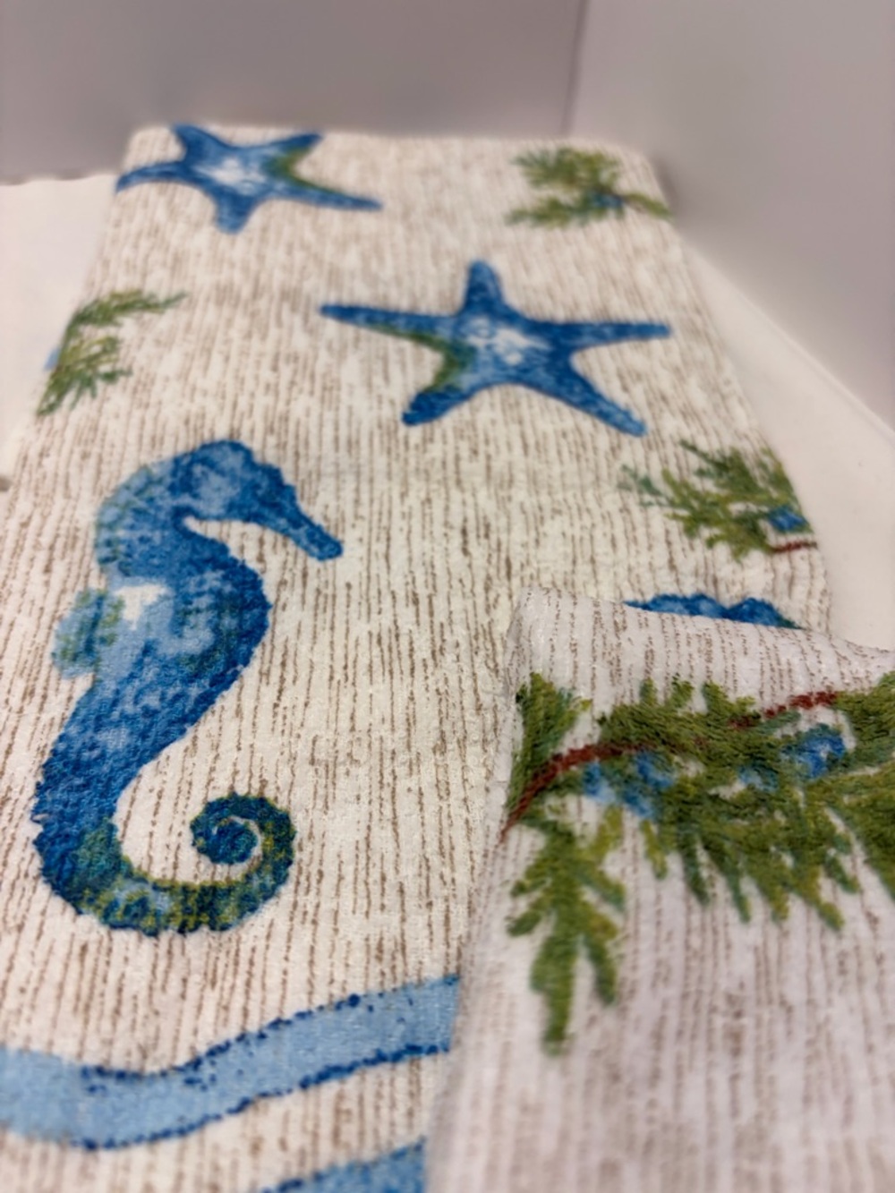 Gold Coast Coastal Themed Kitchen Towel & Potholders Set of 5